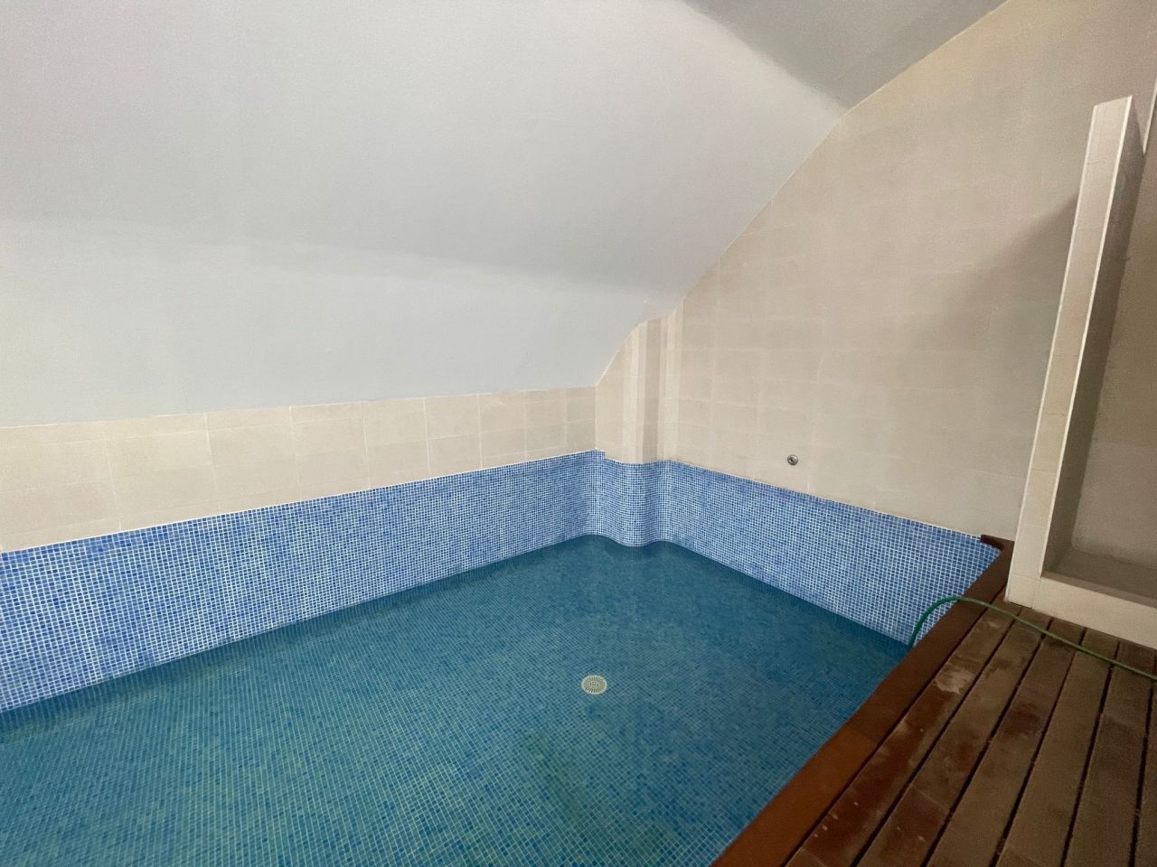 Ref. 1880 - Piso en Putxet - Sant Gervasi, completamente rehabilitado con piscina